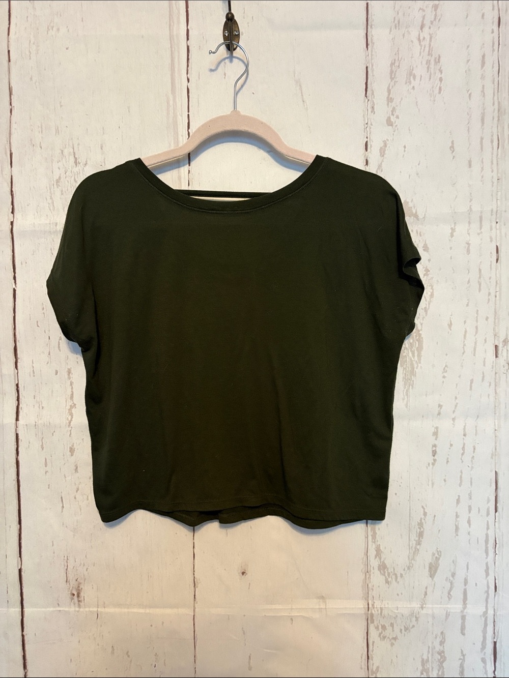 Forever 21 Boxy Short Sleeve Top in Olive Green - XS